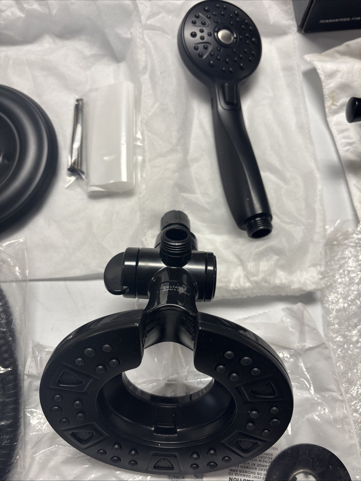 Delta Chamberlain 142747-BL-I Shower Head - Black -Read