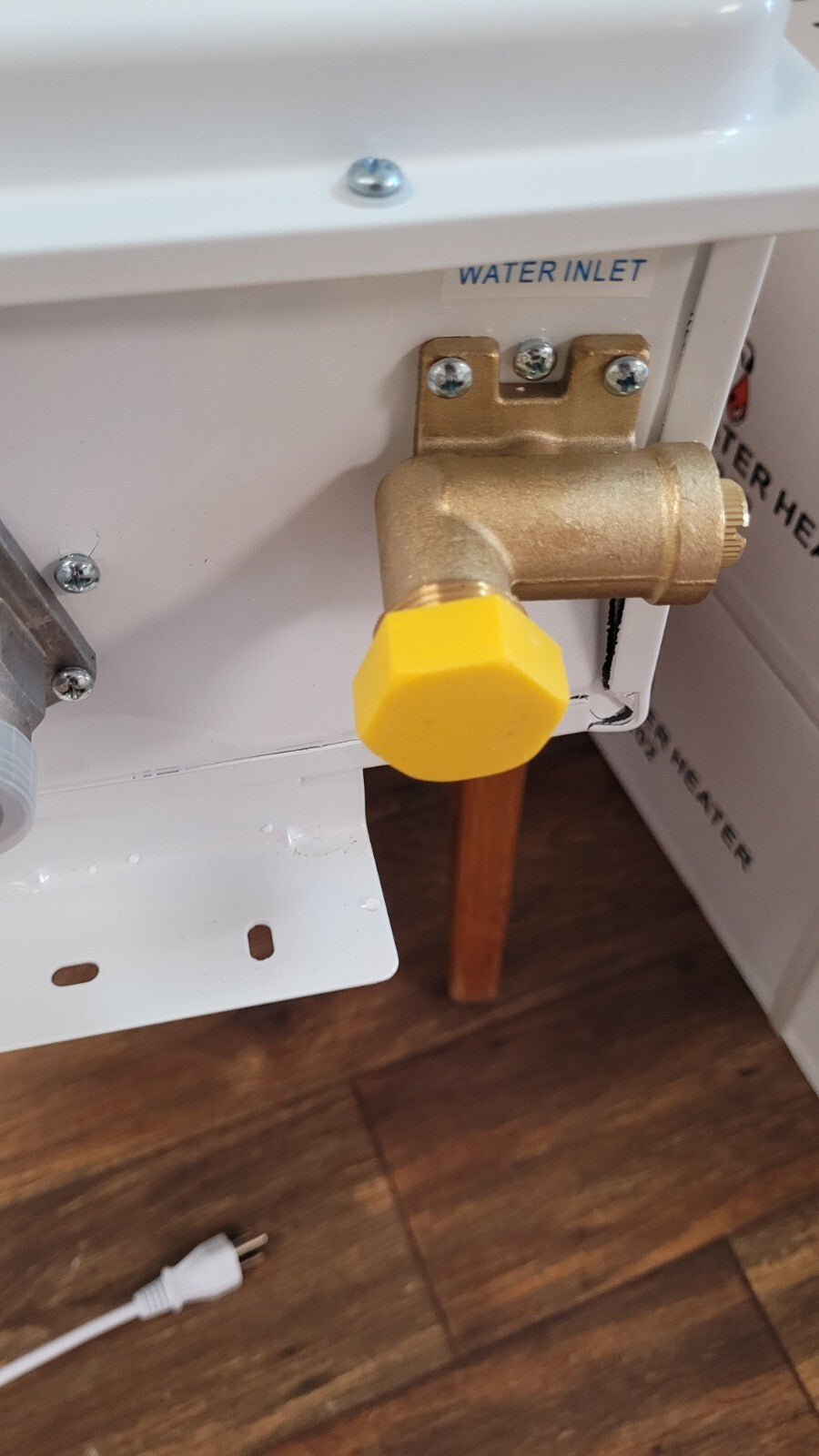 EZ Tankless Supreme NG Water Heater - Shipping Damaged - 100% Working