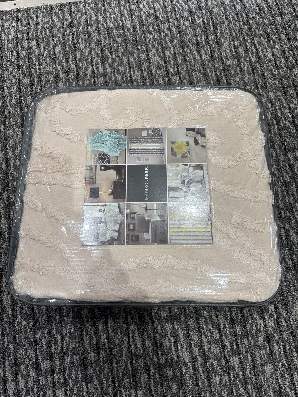Madison Park  6 Piece Day Bed Cover Set 6pc Cream Color Queen