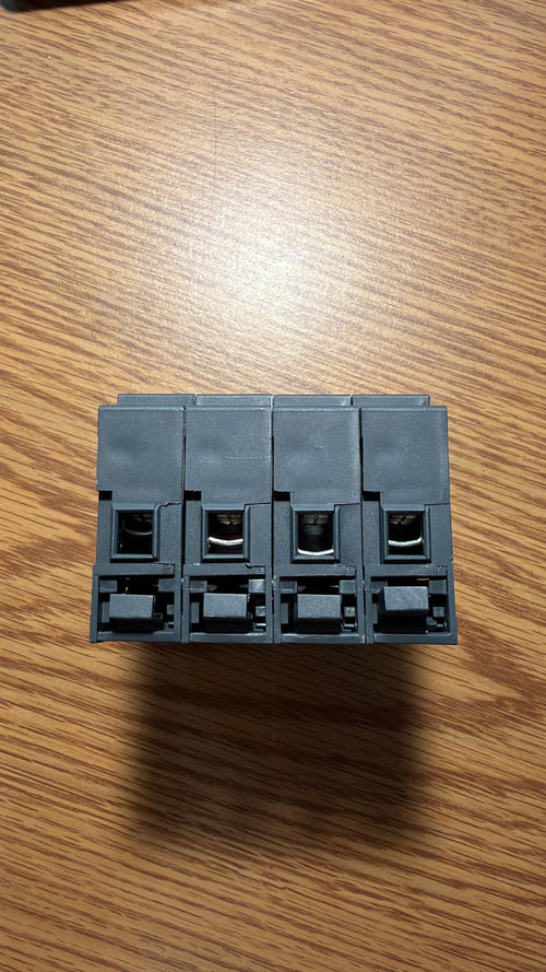 *Brand New* Schneider Electric DF103N RN-2020-W09