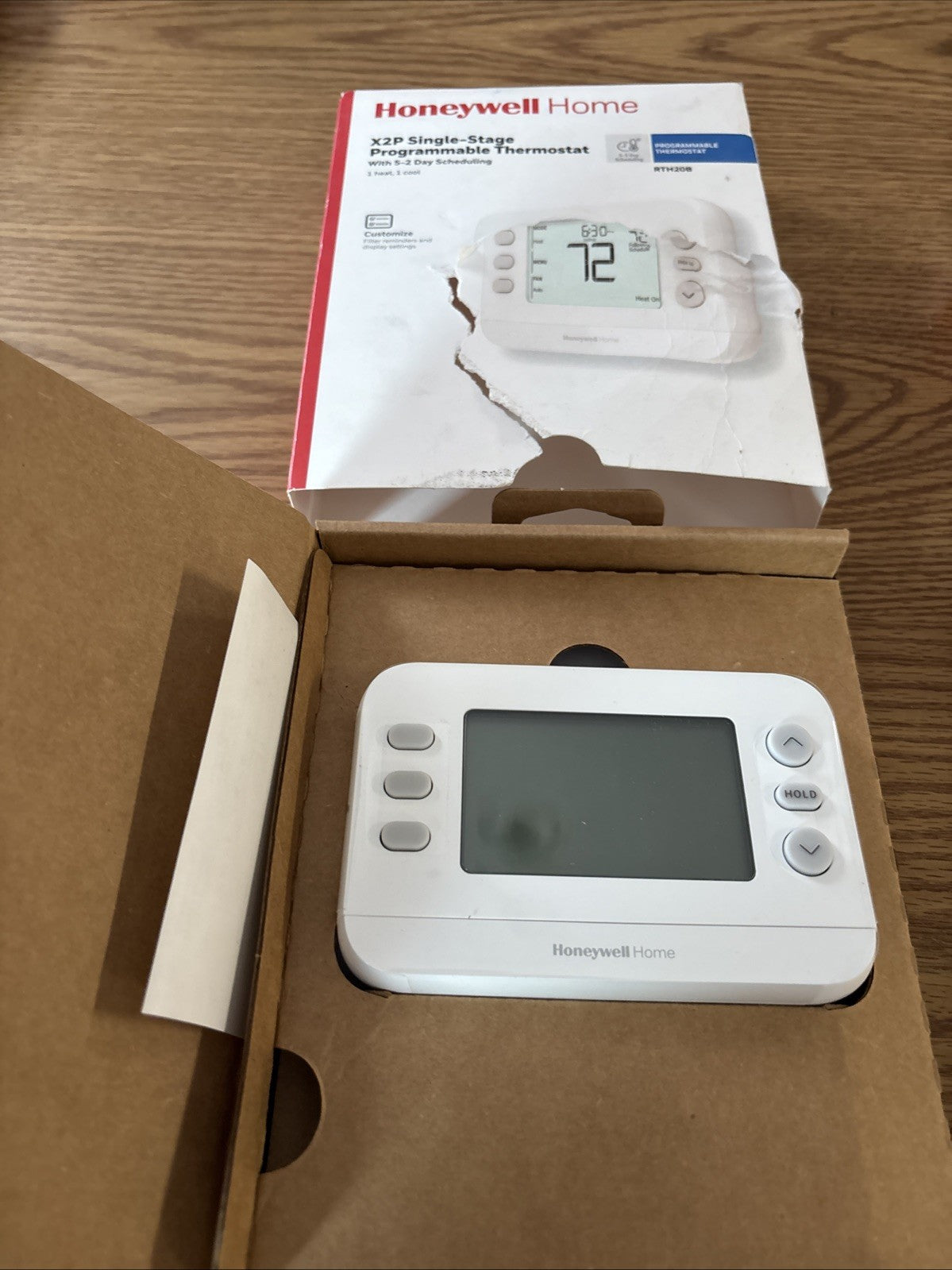  Honeywell Home X2P Programmable Thermostat RTH20B Single-Stage 5-2 Day Schedule