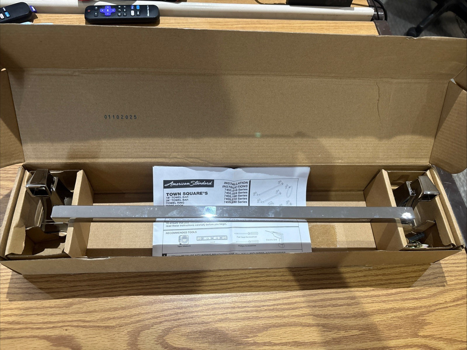American Standard 18 Inch Towel Bar. 7455.018