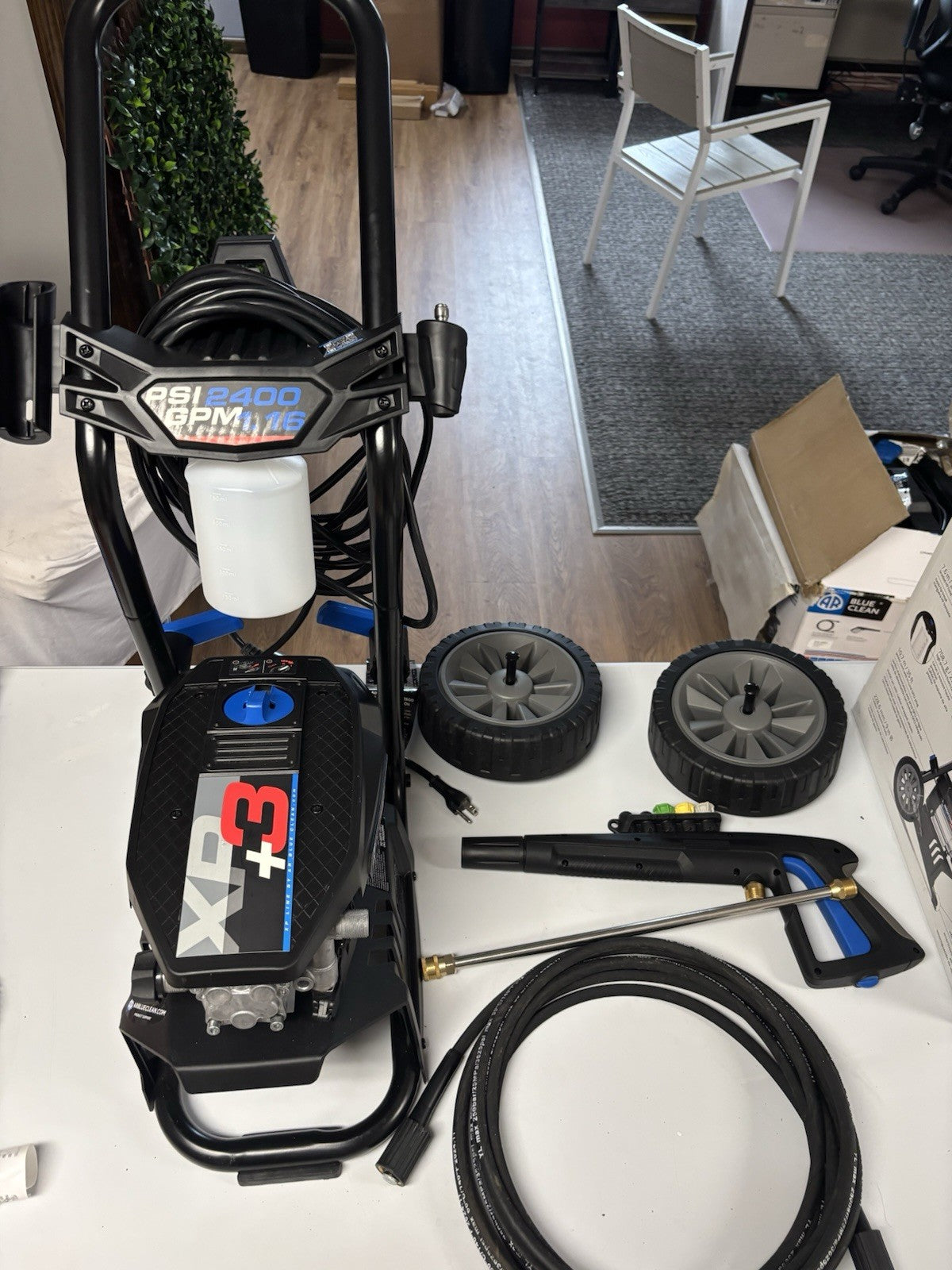 AR Blue Clean Electric Pressure Washer 2400 PSI - Brand New Open Box (tested)