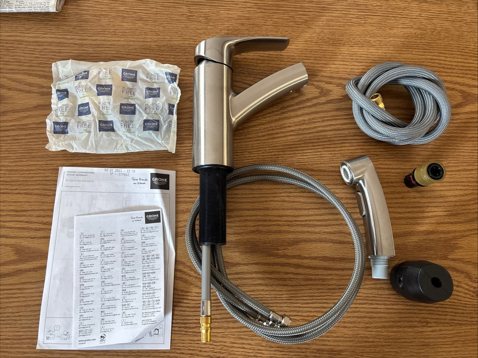 Grohe 30306DC1 Single-Handle Dual Spray Pull Kitchen Faucet 1.75 gpm -Supersteel