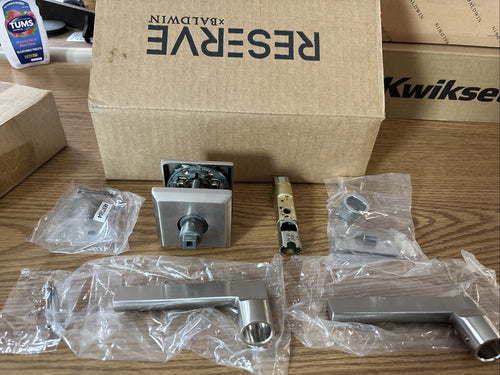 Baldwin Reserve PVSQUCSR150 Square Lever Privacy Door Lock Satin Nickel Open Box