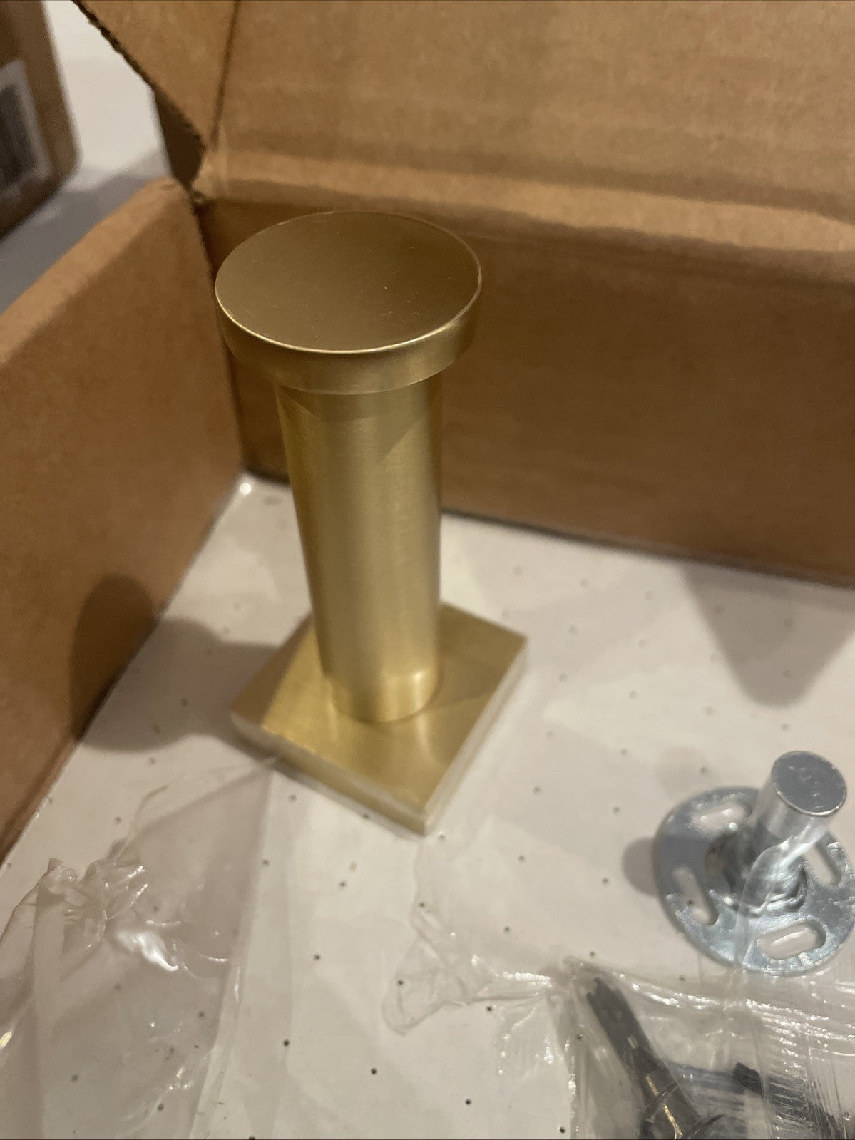 EMT - 386807 - Small Square Hook in Satin Brass