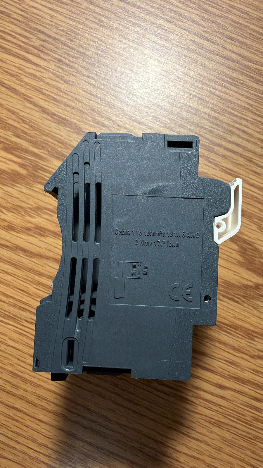 *Brand New* Schneider Electric DF103N RN-2020-W09