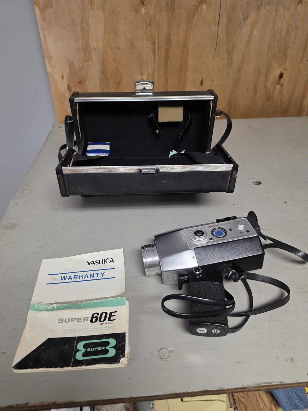 Vintage YASHICA Super 60 Electronic Super 8MM Movie Camera With Case