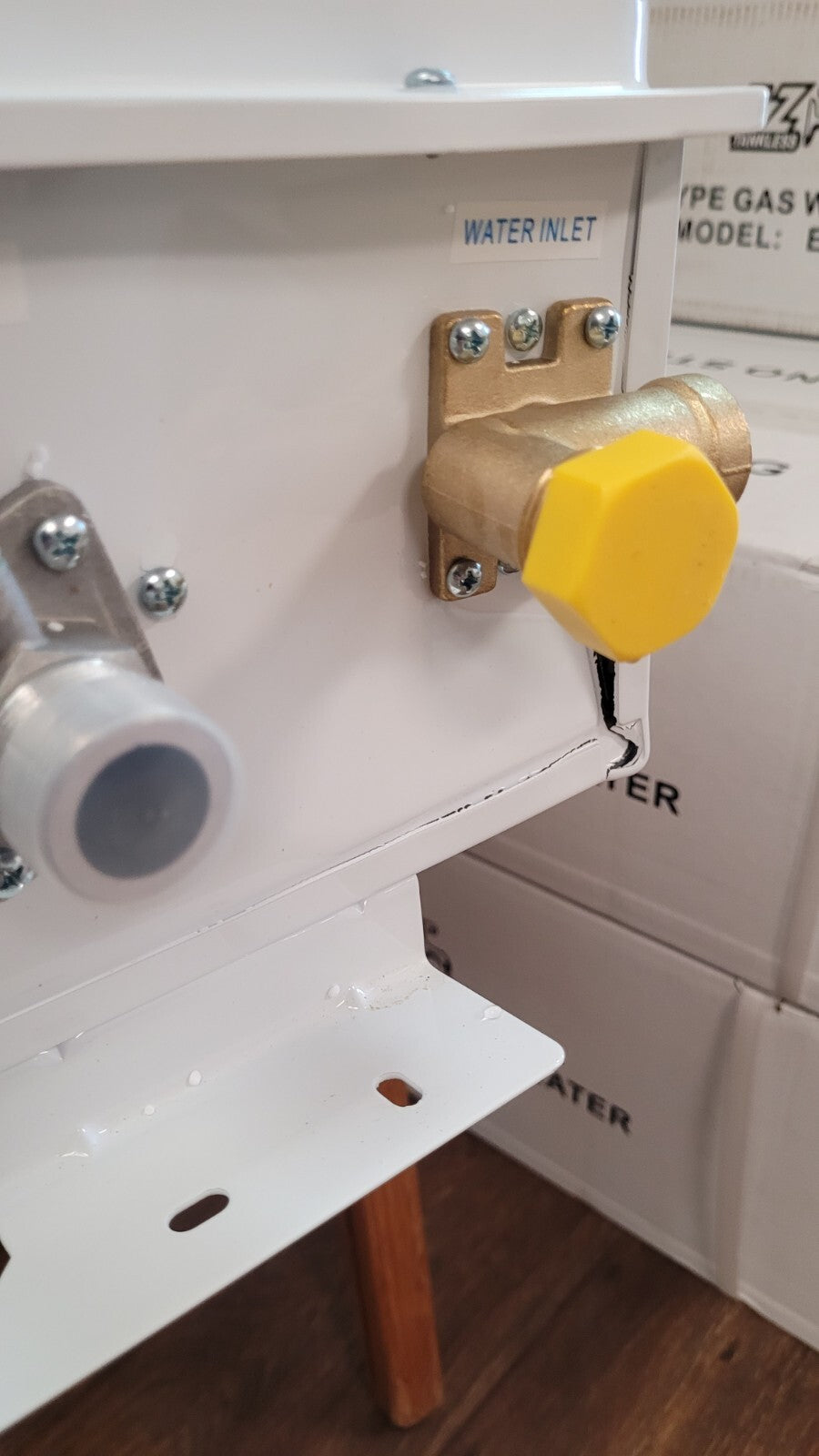 EZ Tankless Supreme NG Water Heater - Shipping Damaged - 100% Working