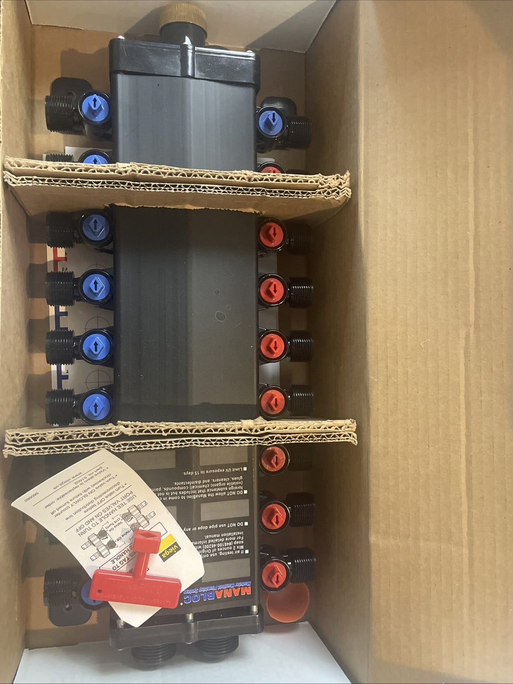 Viega Manabloc 1/2 in x 18 port Distribution Manifold 8 Hot/10 Cold 49615
