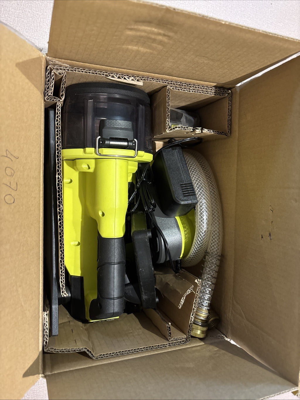 RYOBI ONE+RY20WP182K 18V 1/4hp Cordless Transfer Pumpw/2.0Ah Battery&Charger