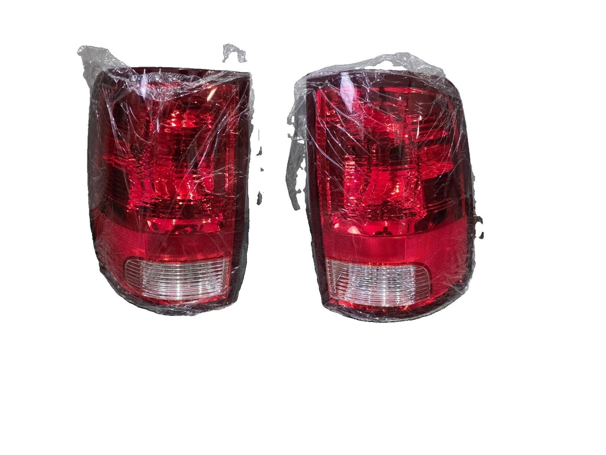 Tail Light Left and Right Set For 2019-2024 Ram 2500 3500 Halogen With Bulbs
