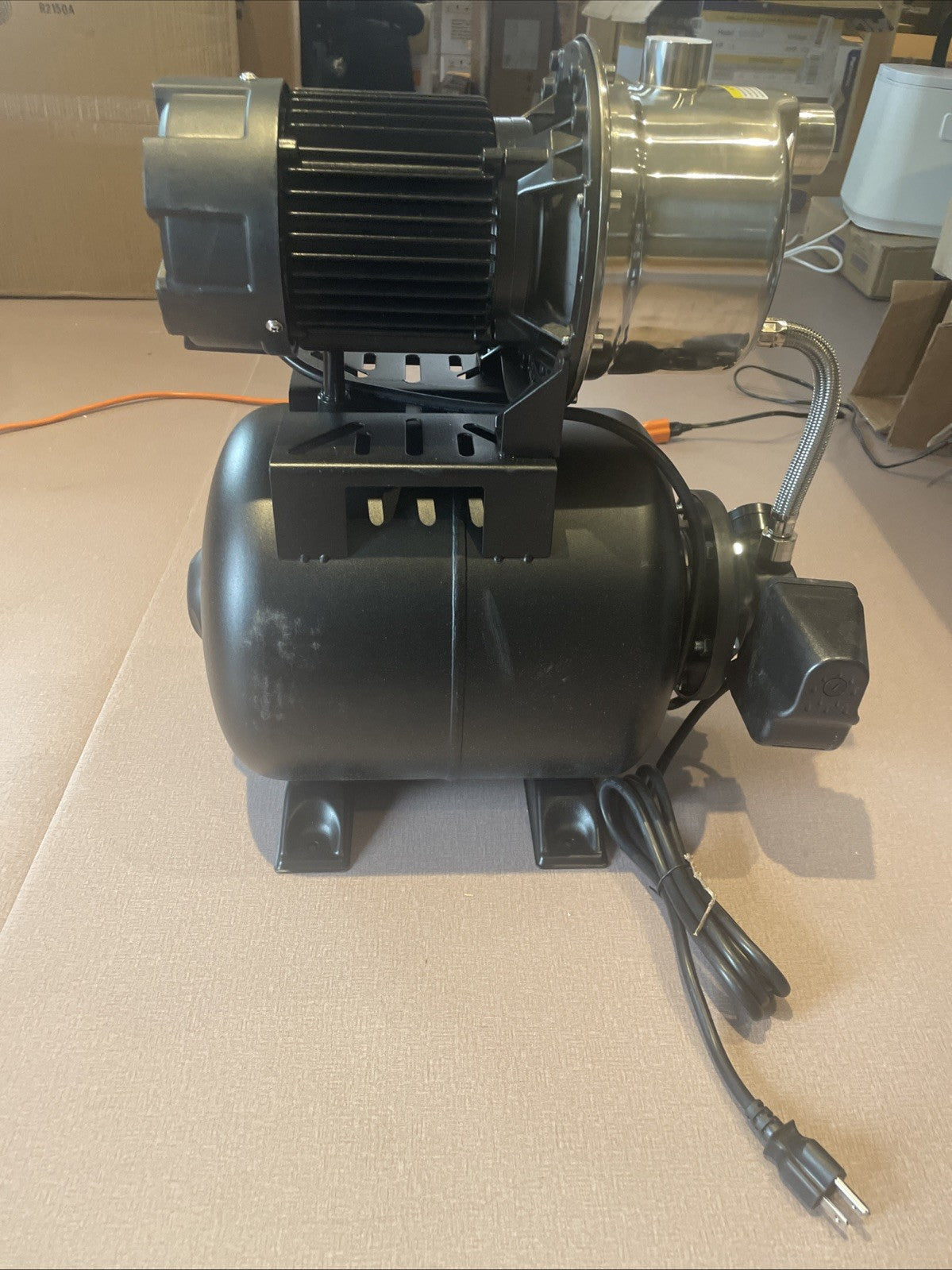 1320GPH Shallow Well Pump Stainless Steel Pump With Pressure Tank 1.6HP 115V